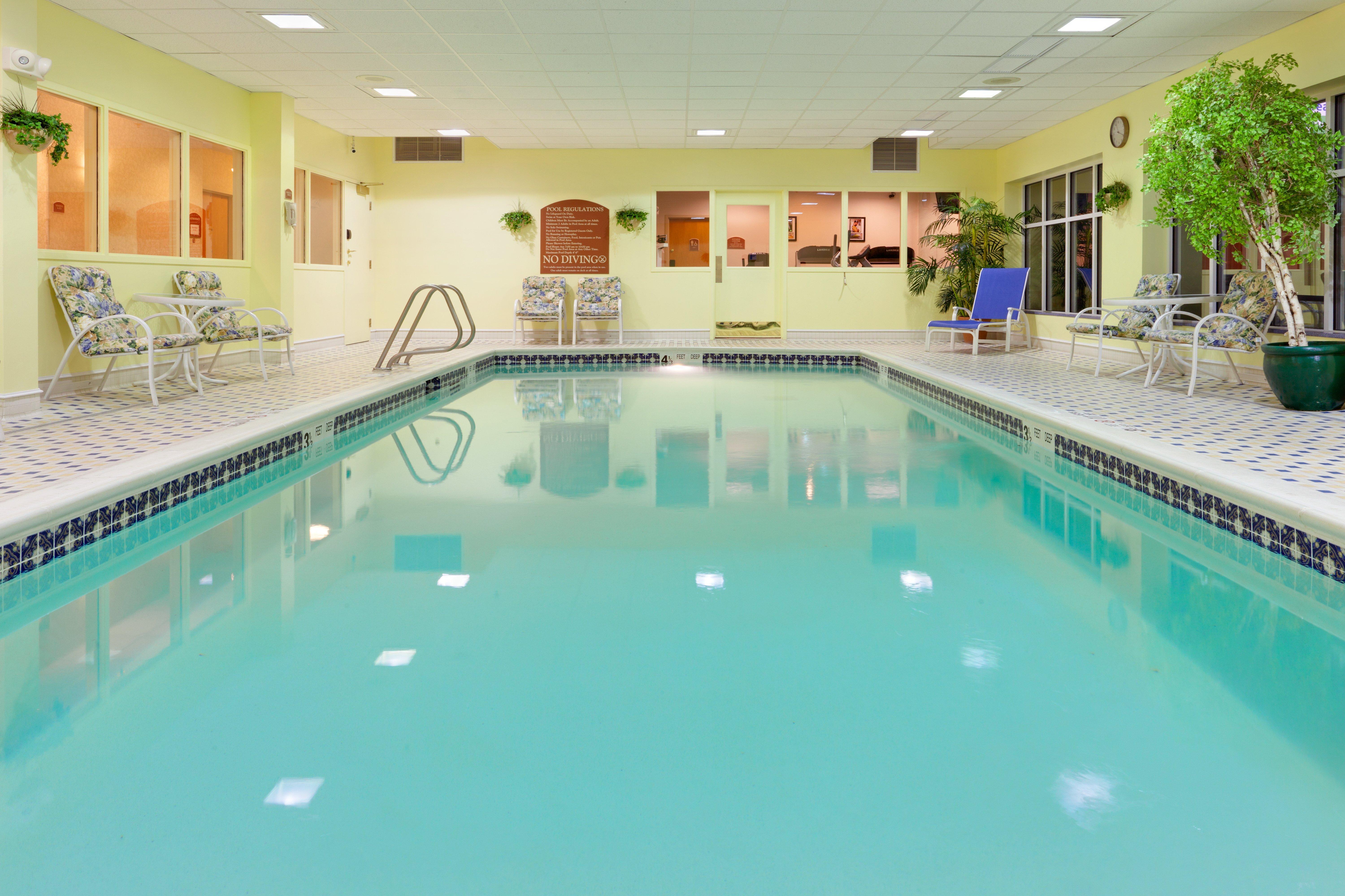 Holiday Inn Express Hotel & Suites Watertown - Thousand Islands By Ihg Zewnętrze zdjęcie