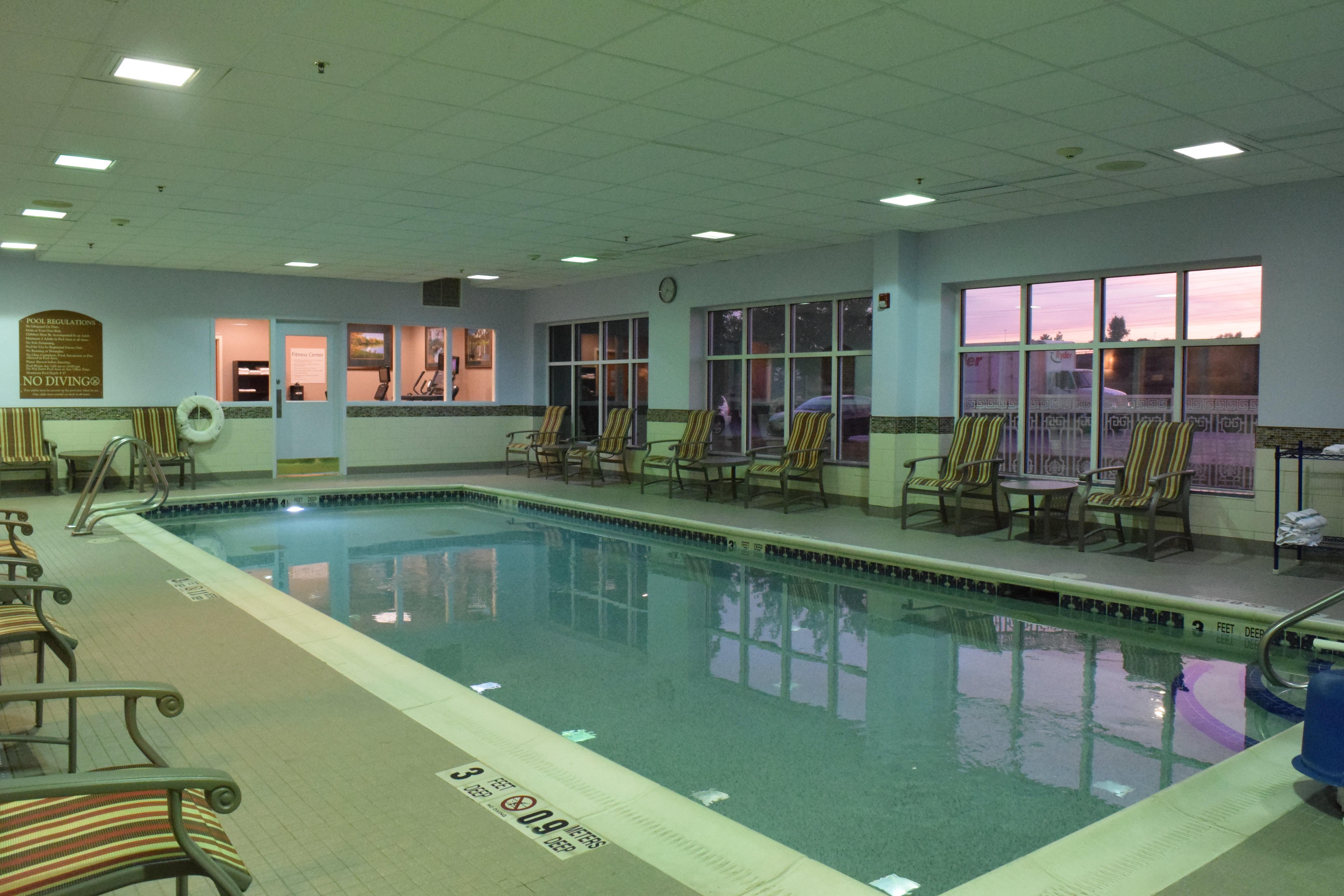 Holiday Inn Express Hotel & Suites Watertown - Thousand Islands By Ihg Zewnętrze zdjęcie